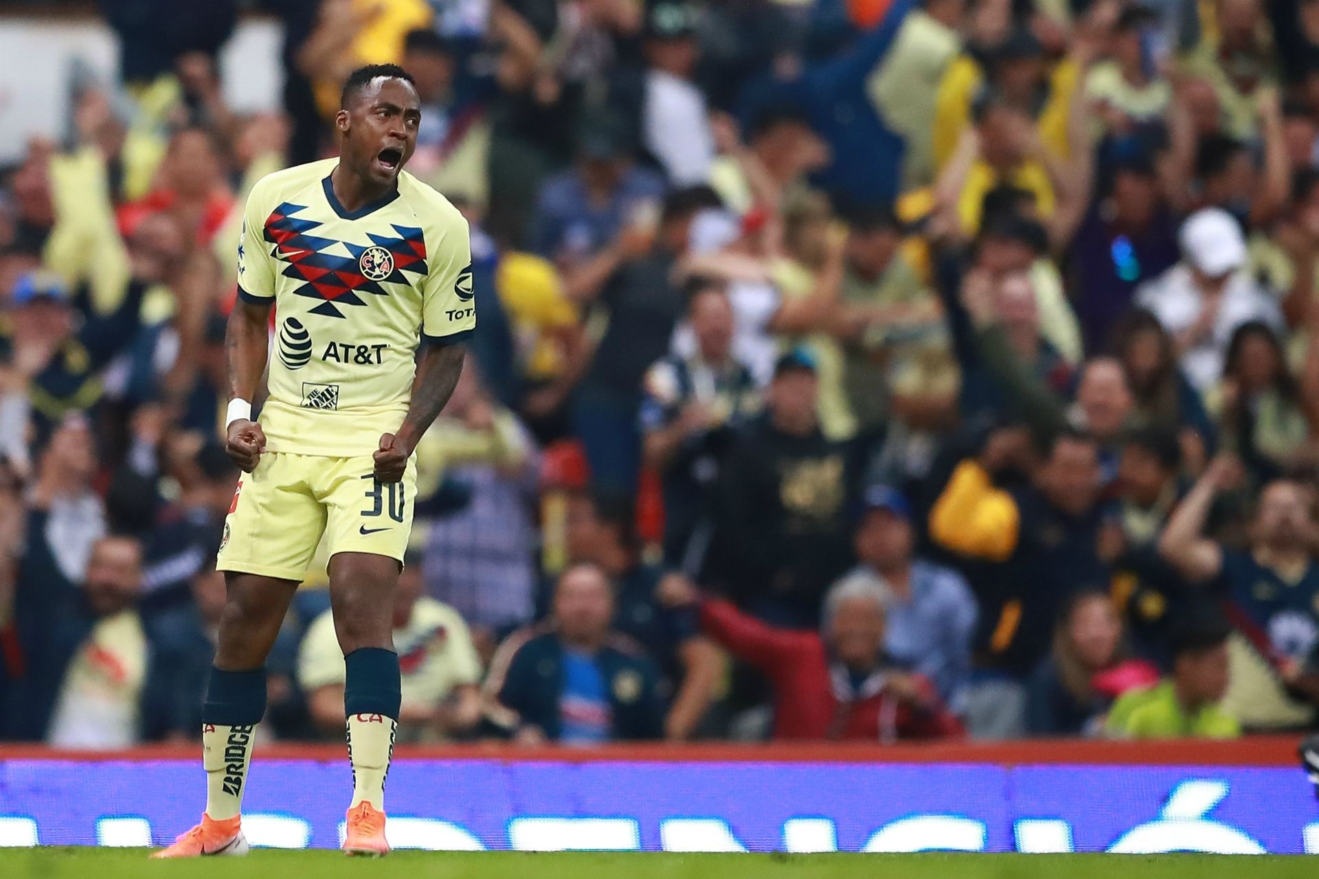 Renato Ibarra América