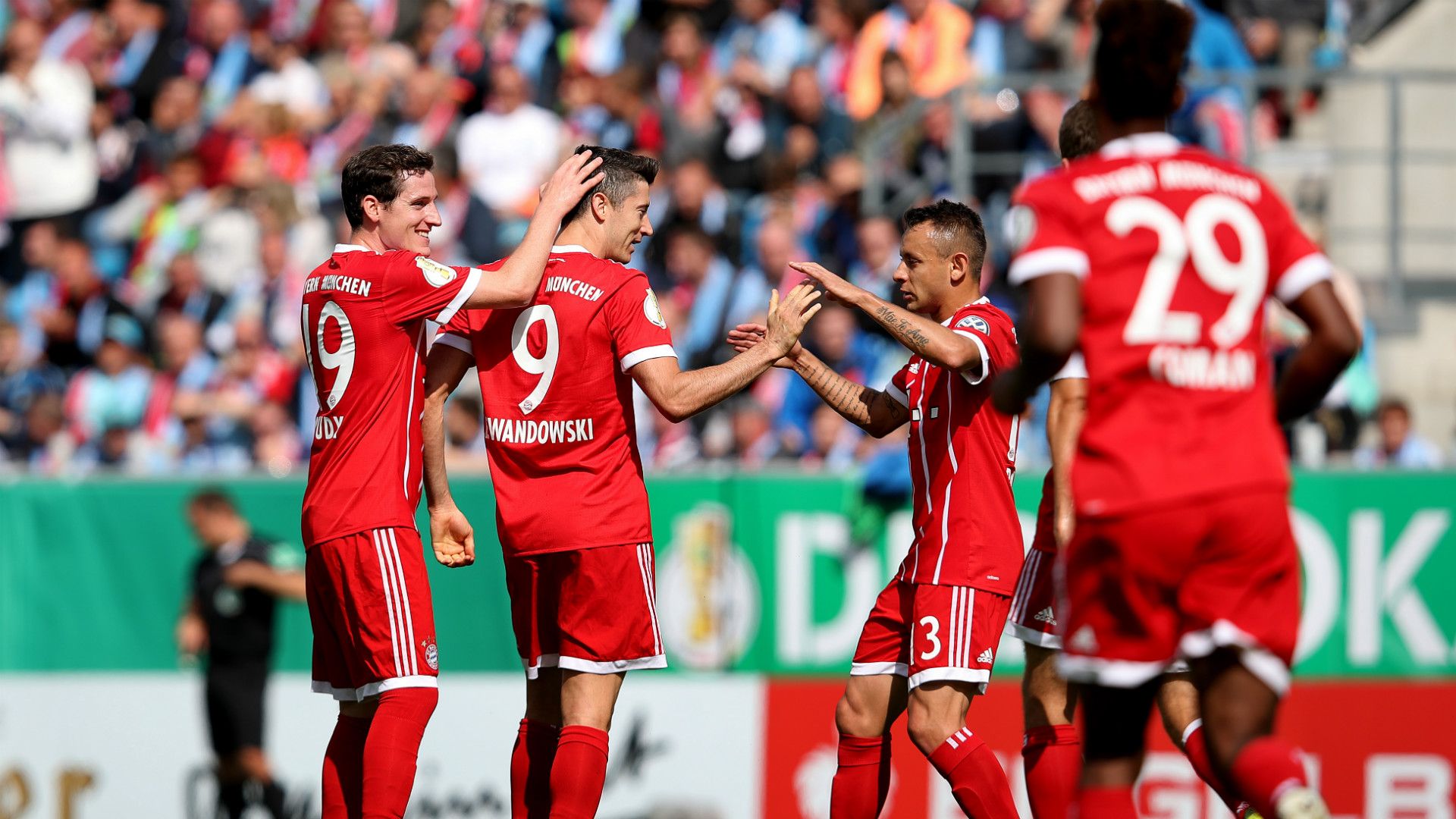 FC Bayern DFB Pokal 12082017