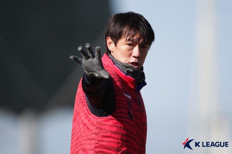 울산 홍명보 감독