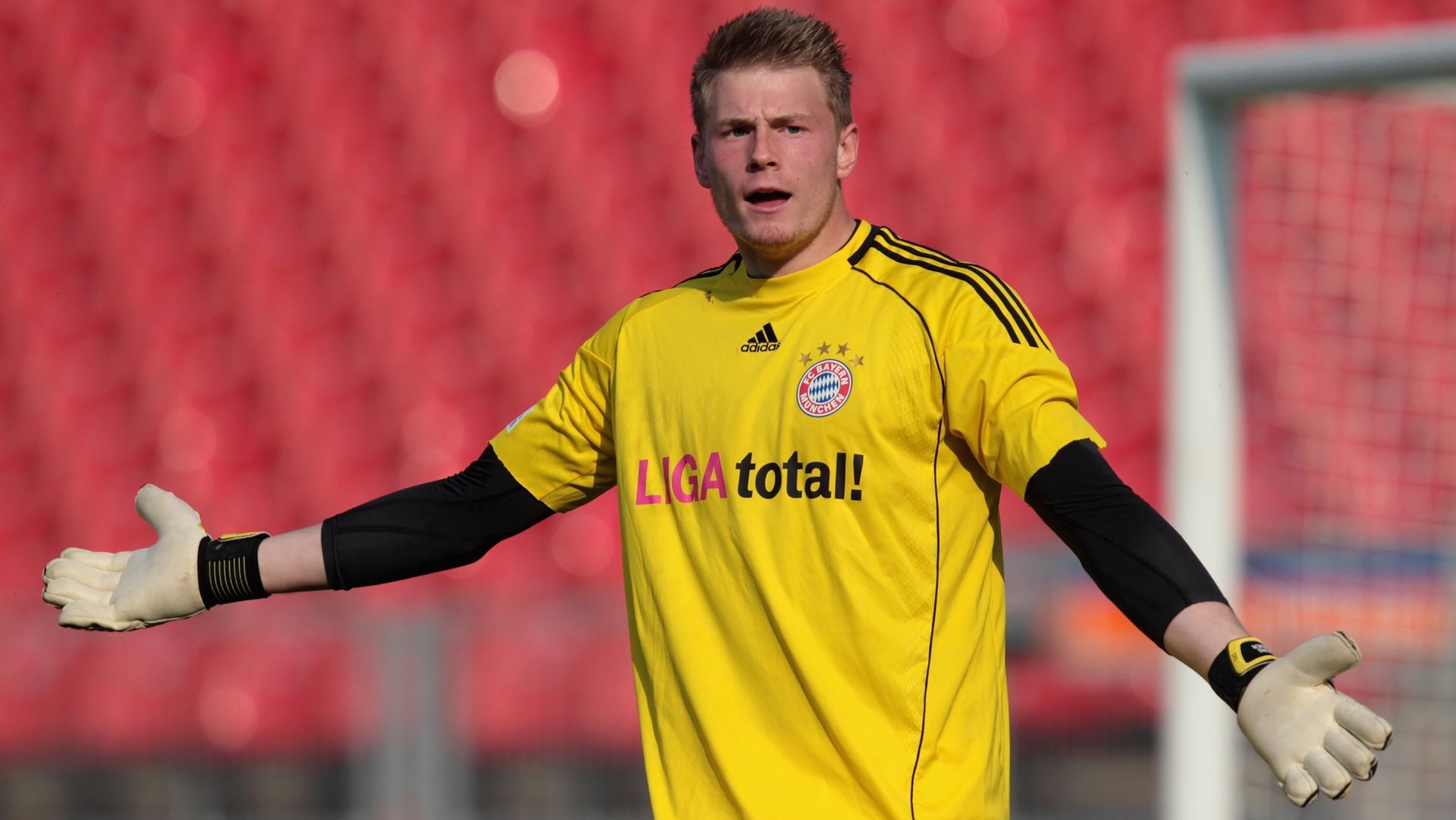 Lukas Raeder Bayern Munchen 2013