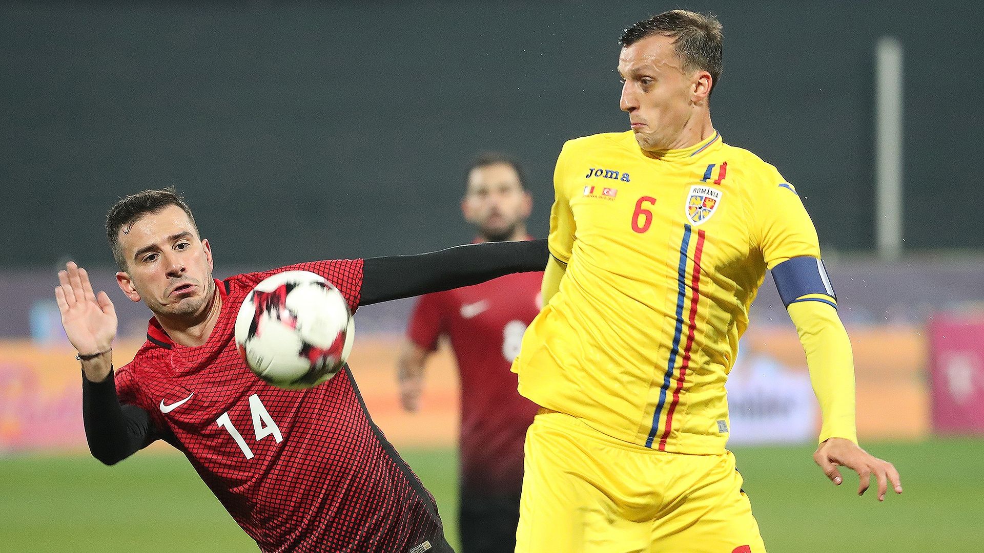 Romania Turkey Oguzhan Ozyakup Vlad Chiriches 11092017