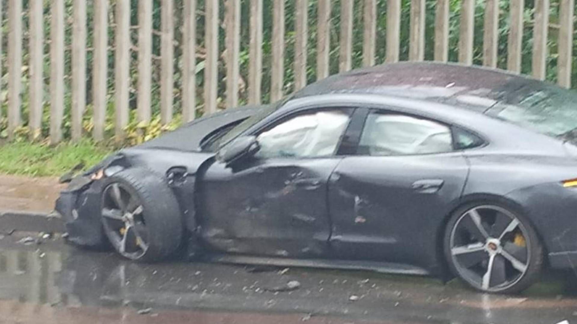 Carro Guerrero acidente 18/08