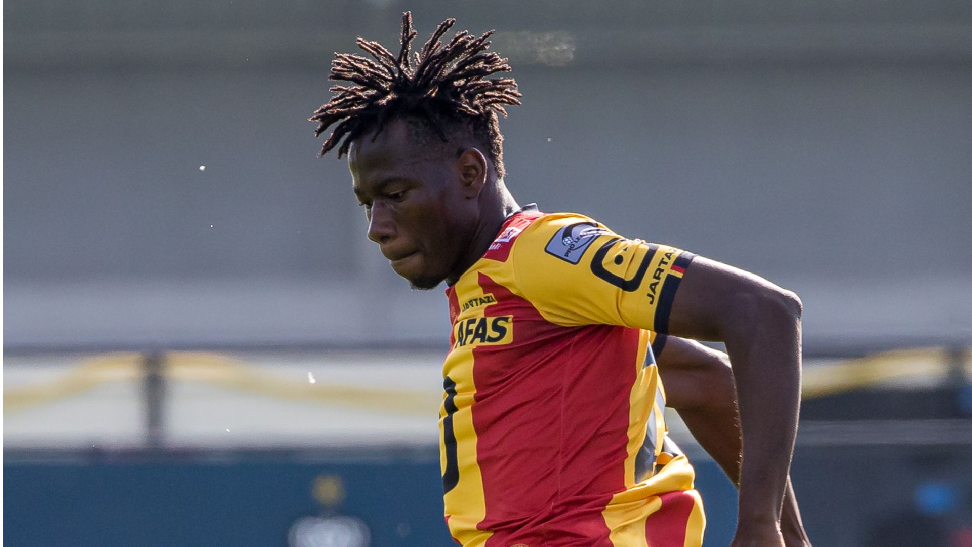 Kabore Mechelen Manchester City 2020