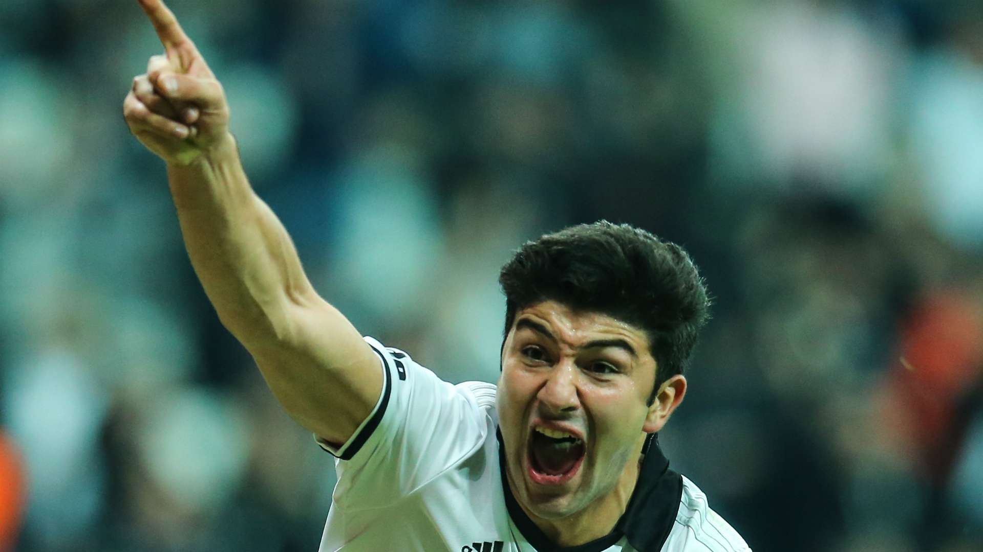Besiktas Sivasspor Guven Yalcin 111118