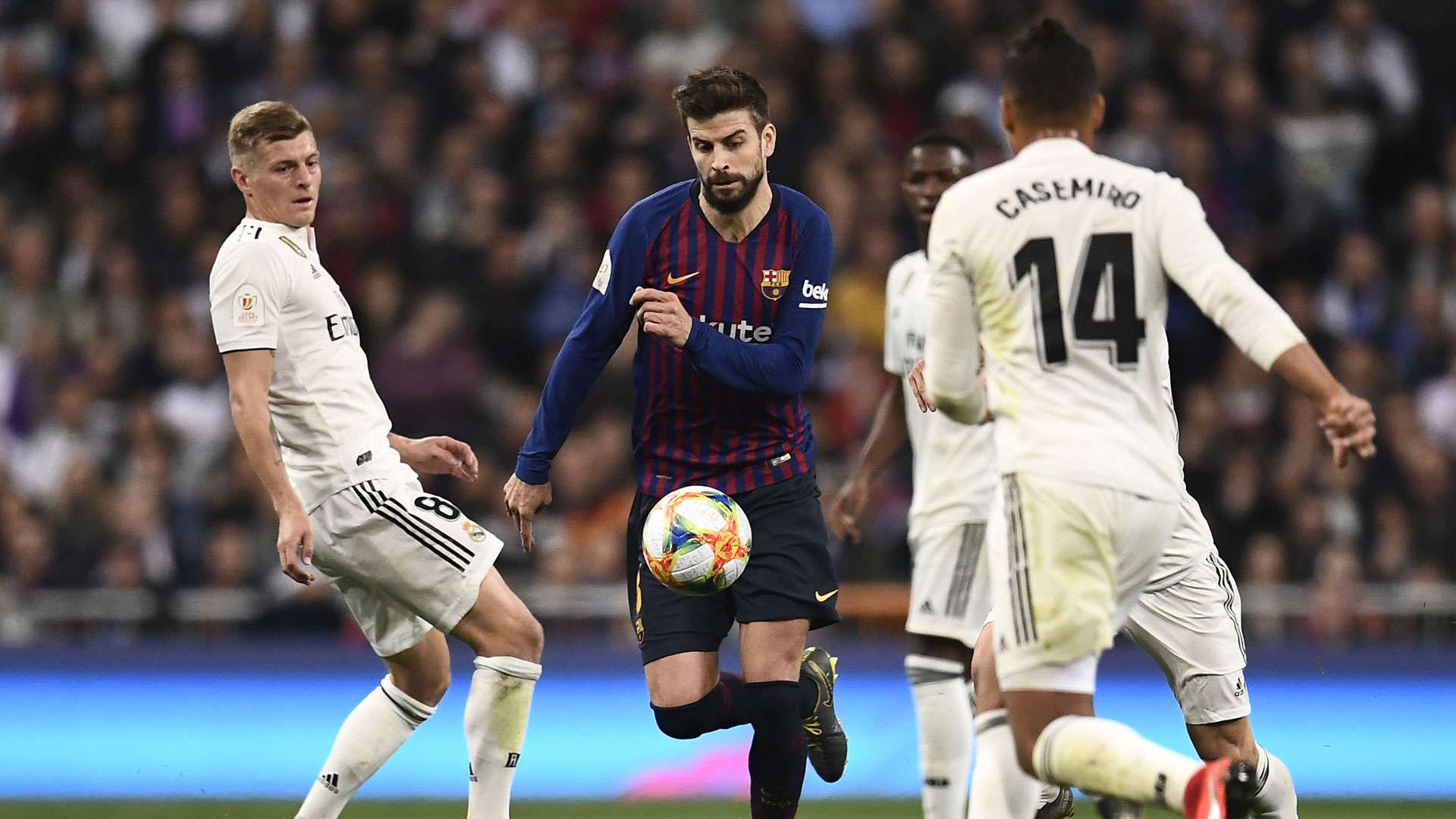 Gerard Pique FC Barcelona Clasico 27022019