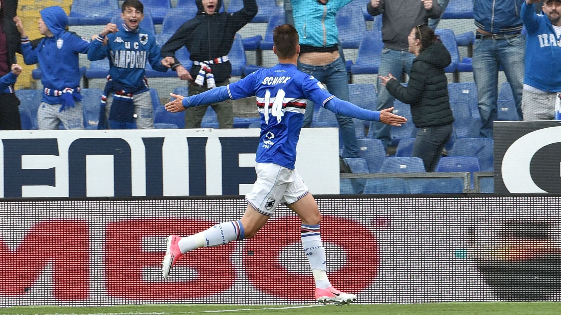 Sampdoria-Crotone Schick 2