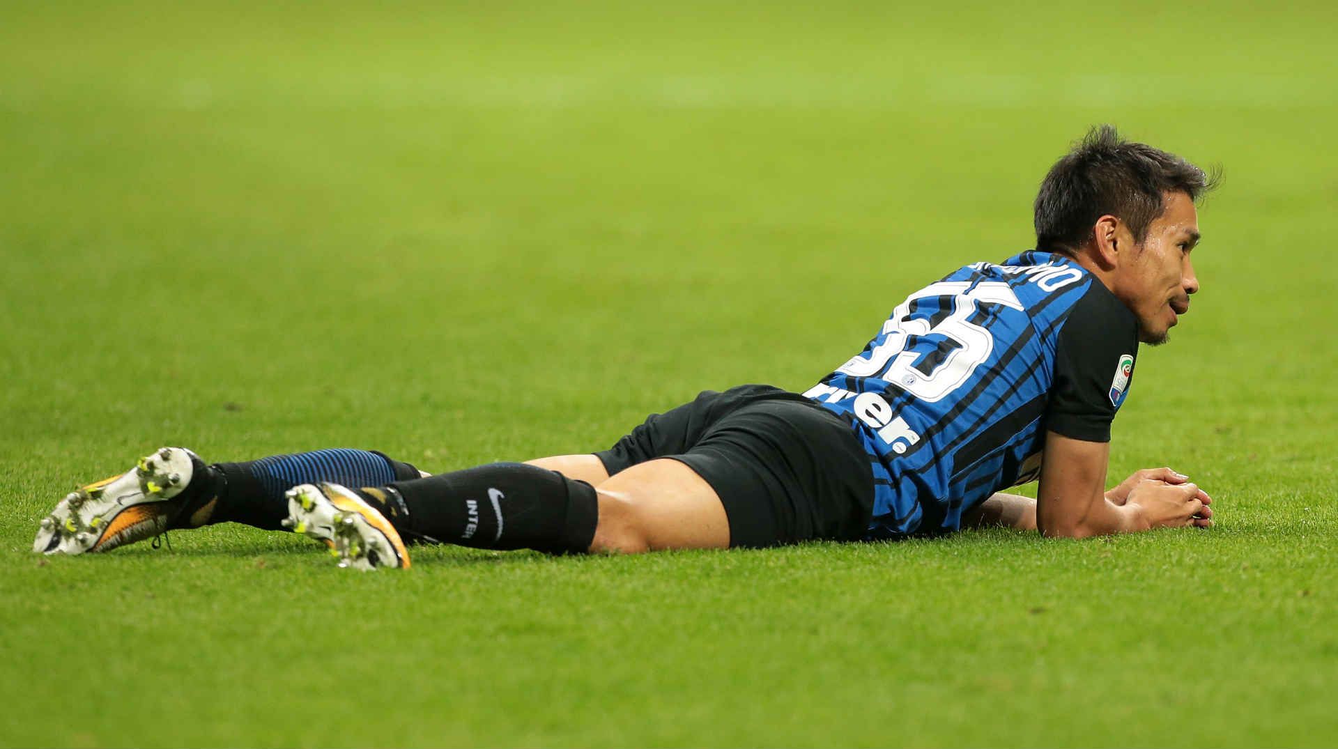 2017-10-26-yuto-nagatomo