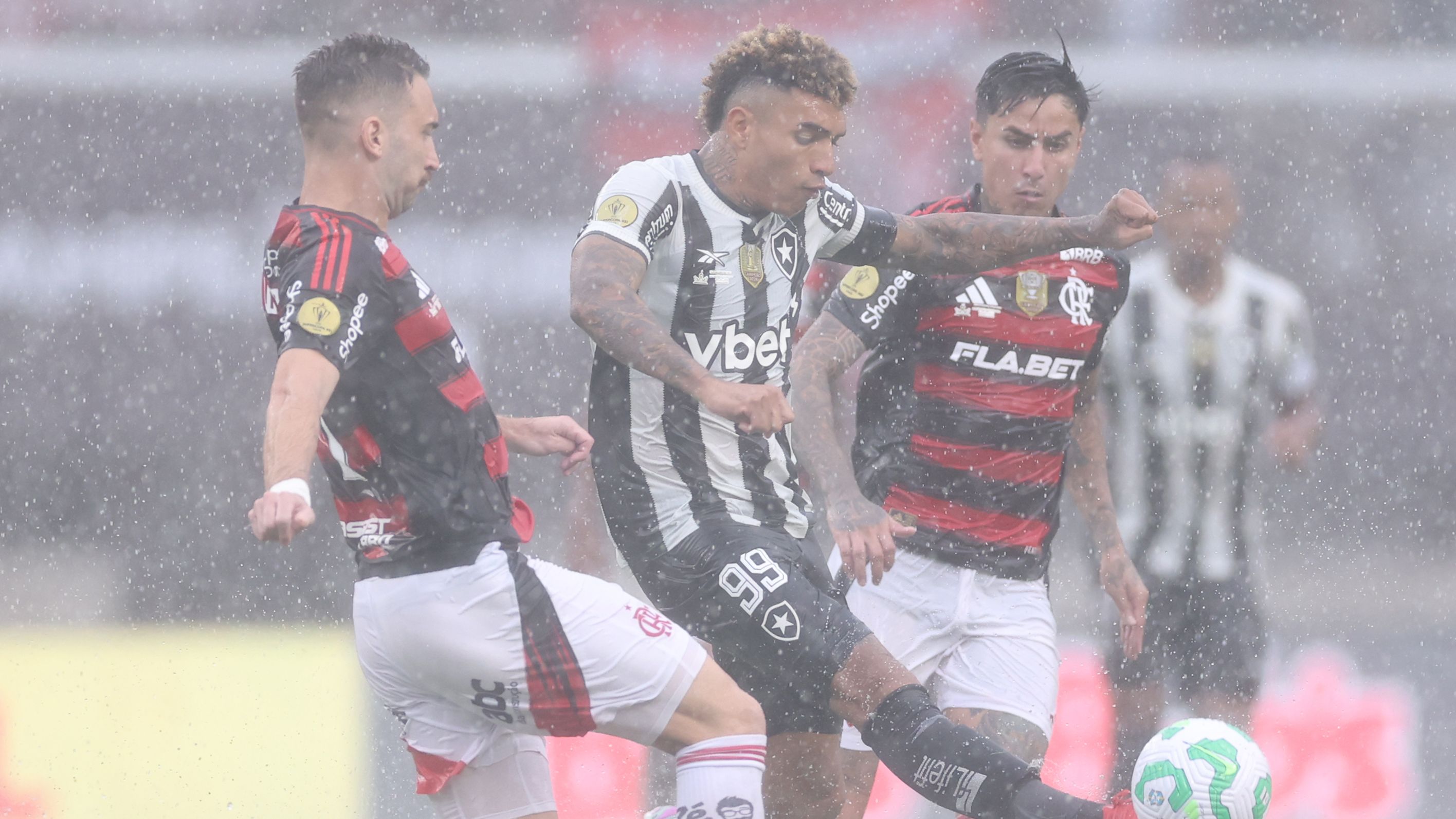 Igor Jesus Botafogo Flamengo Supercopa do Brasil 2025