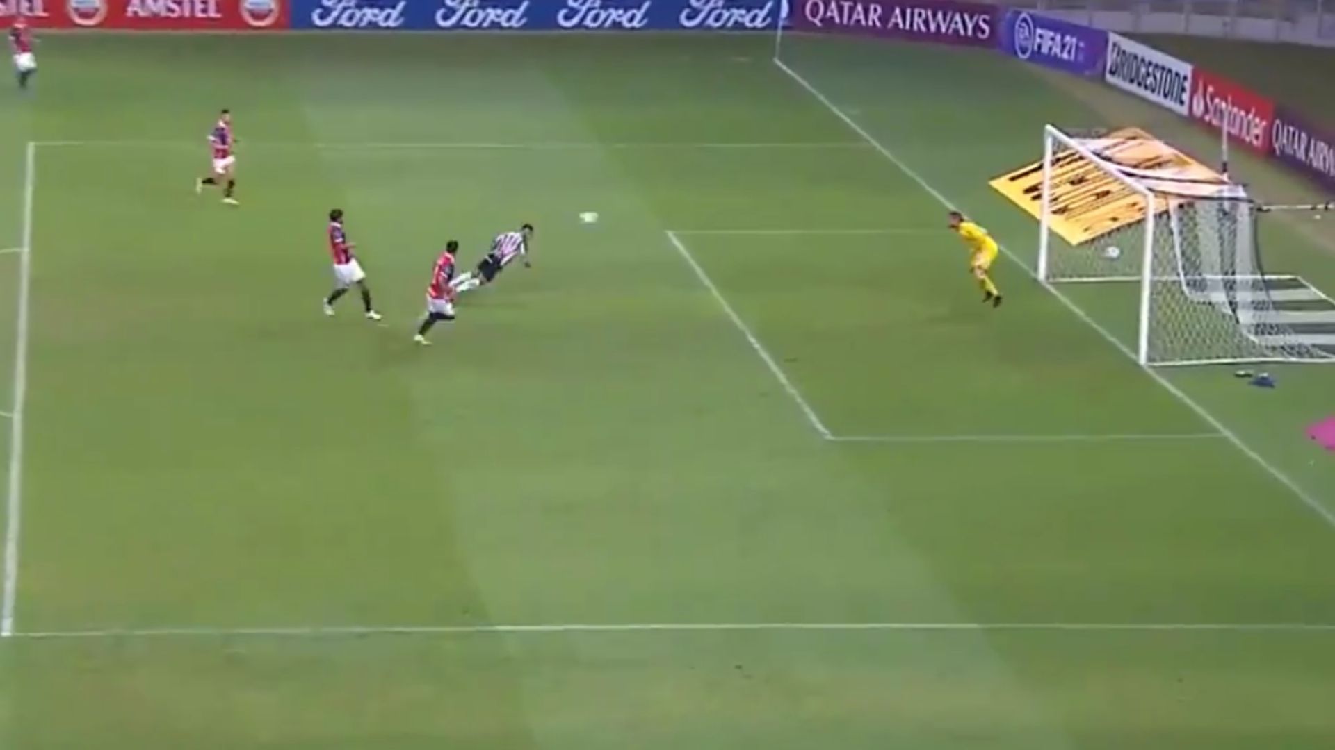 Gol Eduardo Vargas Atlético Mineiro Cerro Porteño