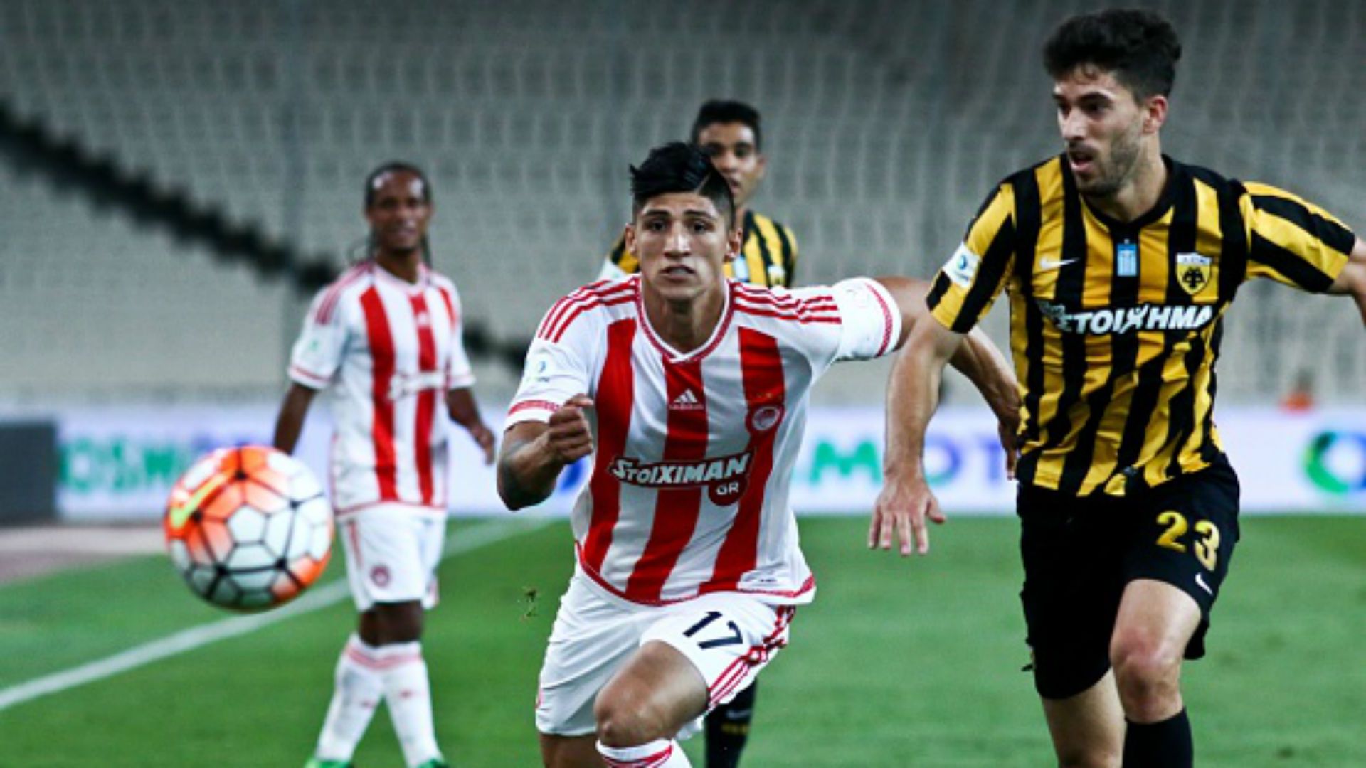 Alan Pulido Olympiacos Didac Vella Rosello AEK Athens Greek Cup 17052016