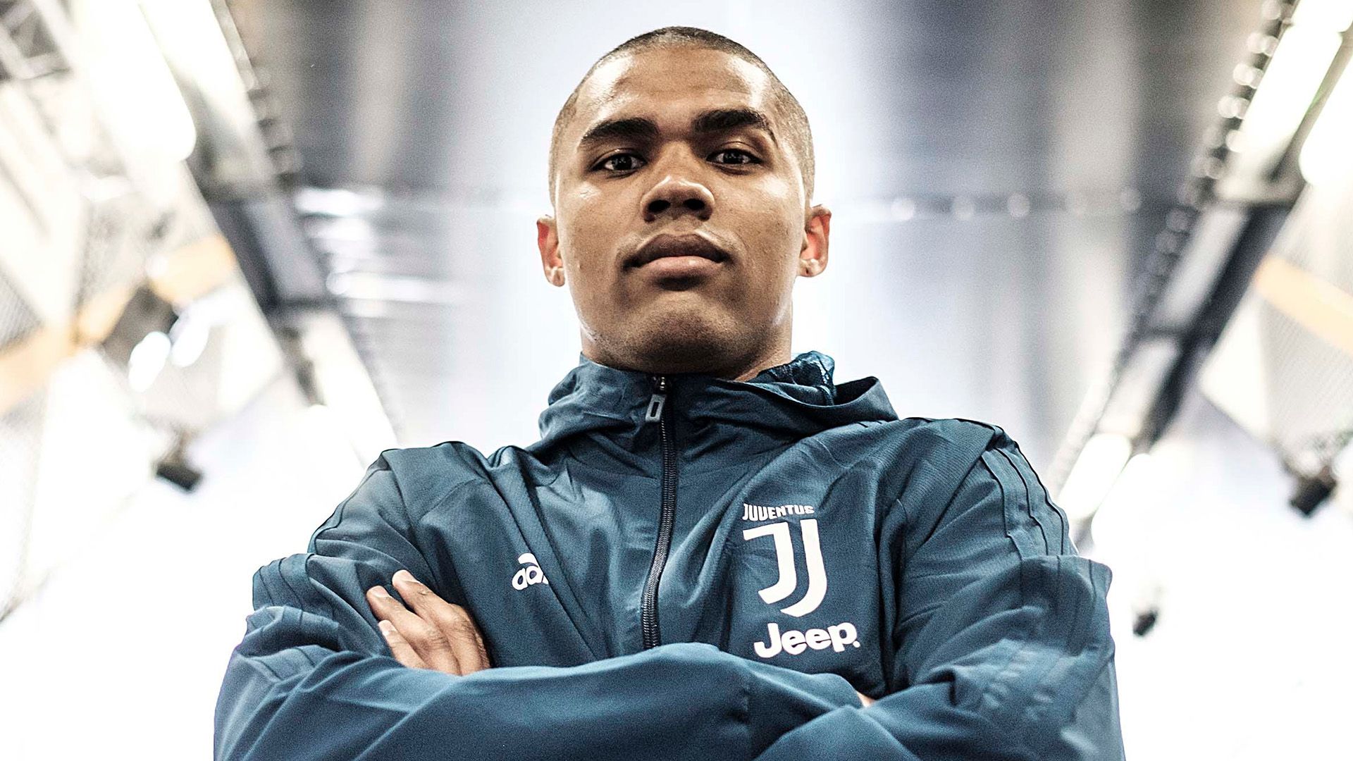 Douglas Costa Juventus unveiling 17072017