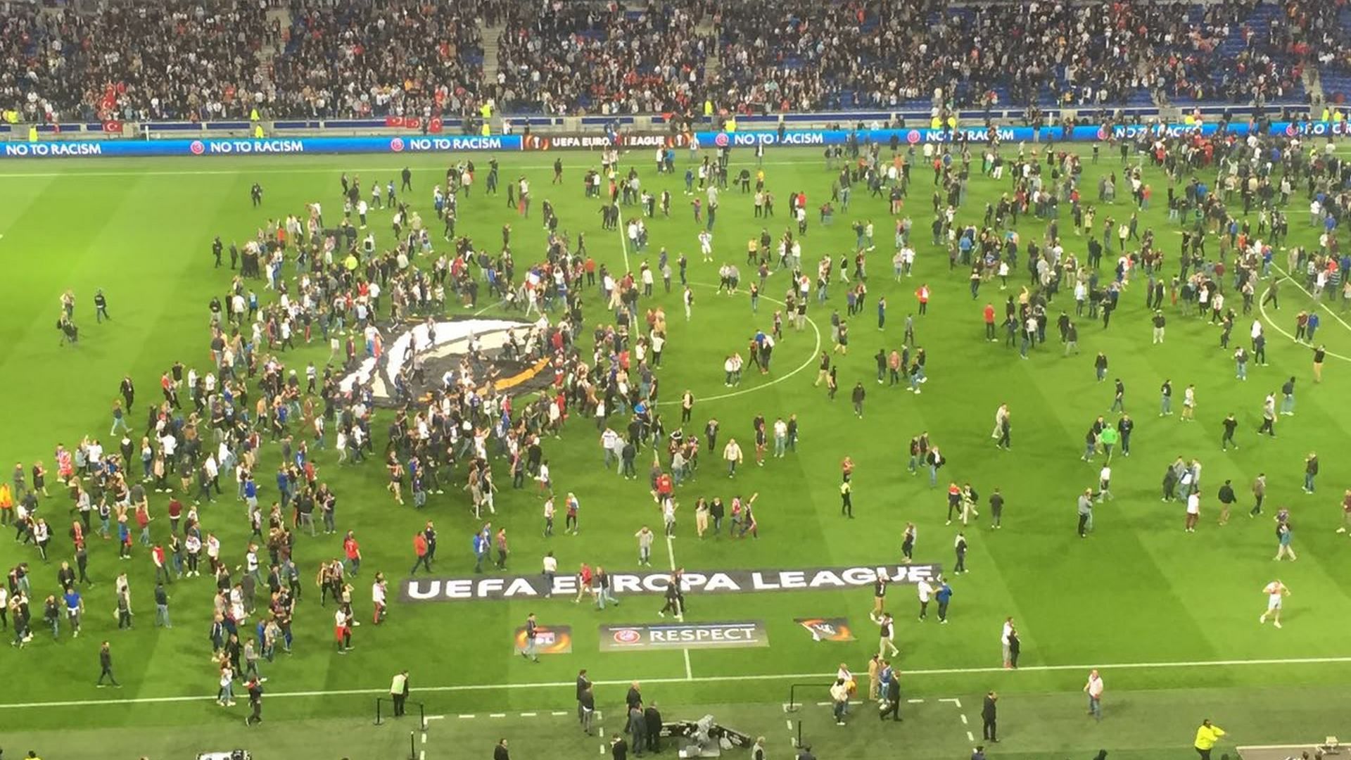 Lyon Besiktas UEL 04132017