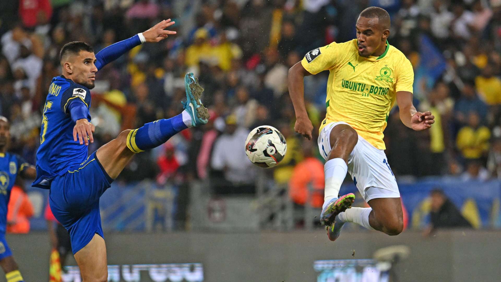 Lorenzo Gordinho & Iqraam Rayners, Cape Town City vs Mamelodi Sundowns, May 2025