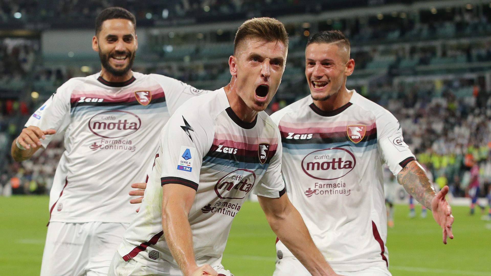 Piatek celebrating Juventus Salernitana Serie A
