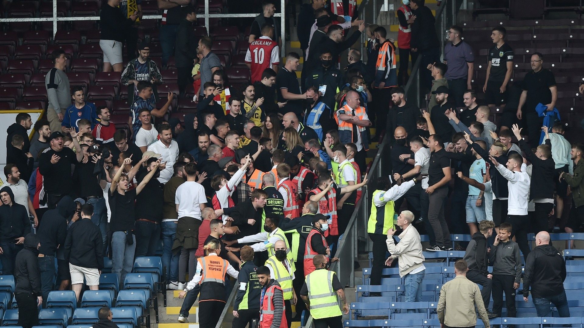 Burnley vs Arsenal fans Turf Moor trouble 2021-22