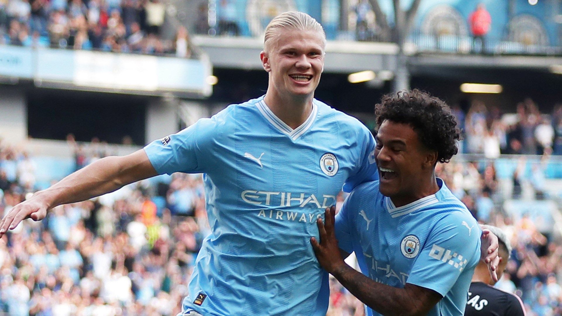 Oscar Bobb Man City 2023-24