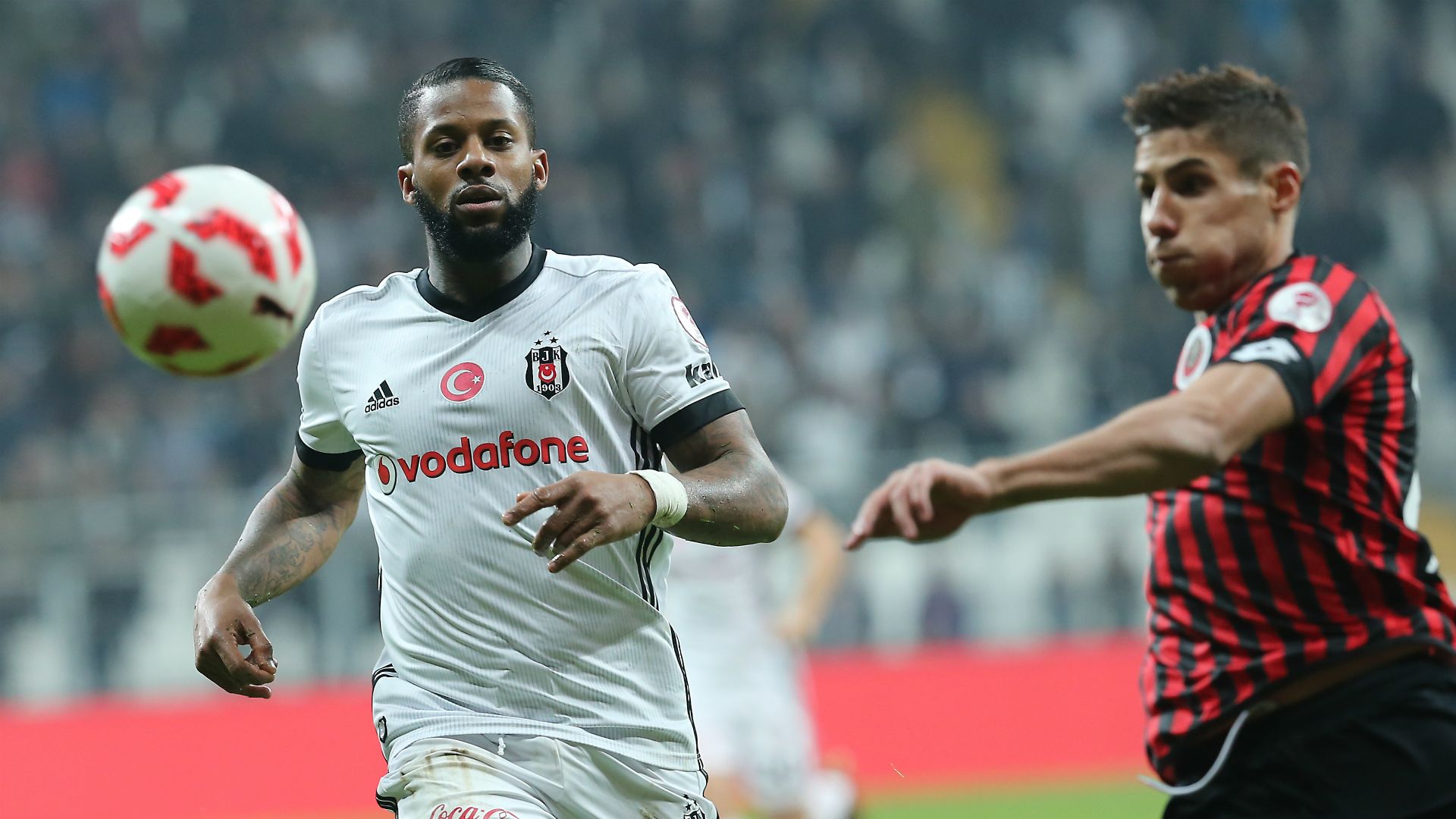 Jeremain Lens Alper Uludag Besiktas Genclerbirligi 01302018