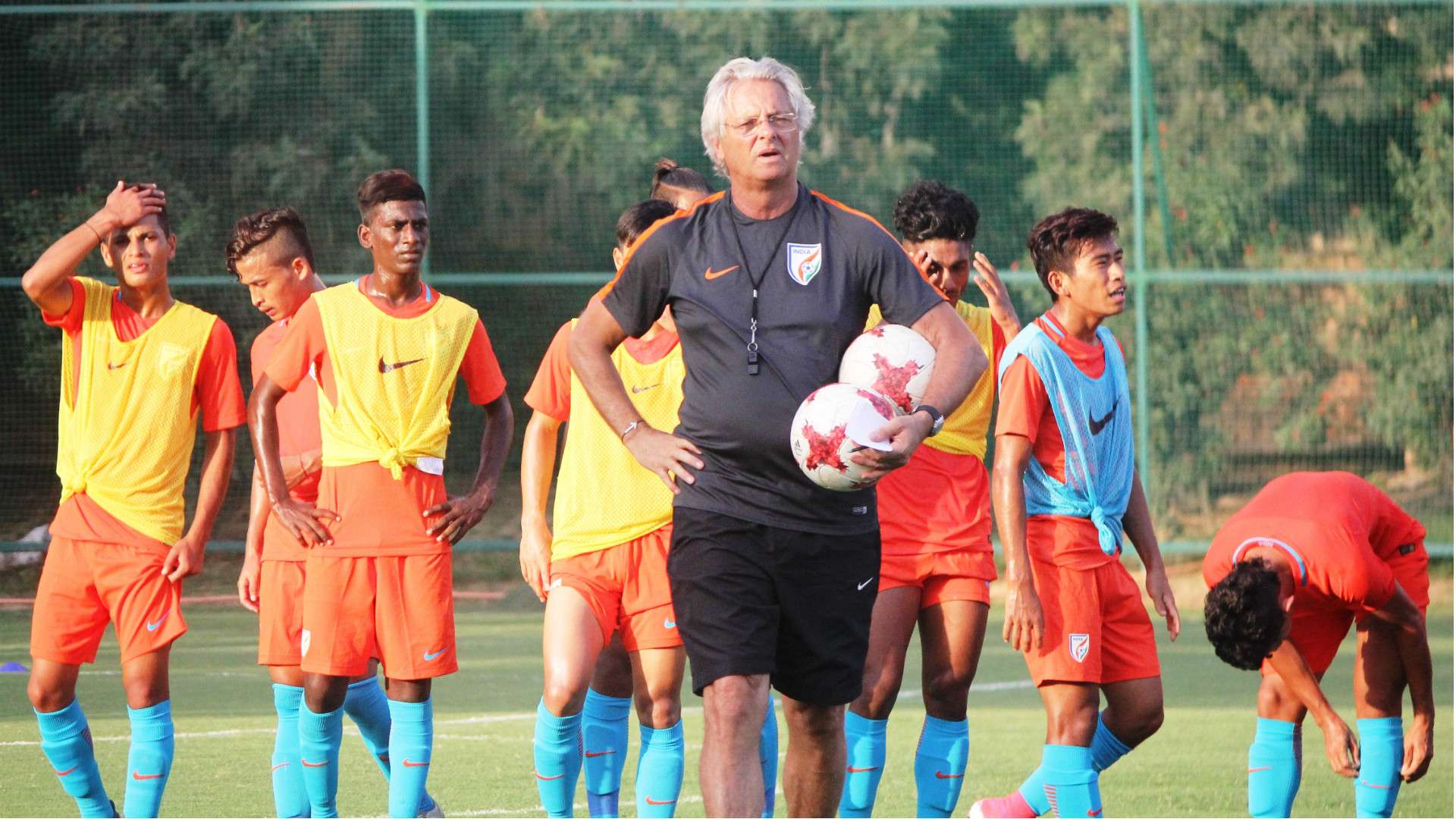 Luis Norton de Matos India U17 training