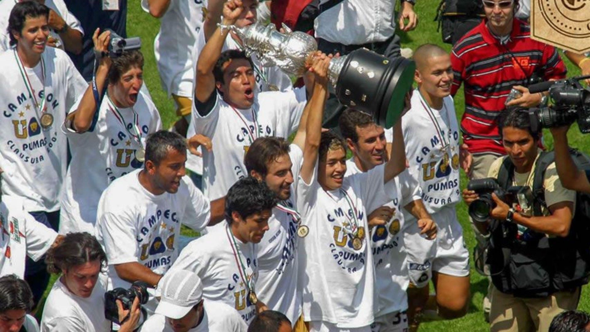 Pumas Campeón 2004