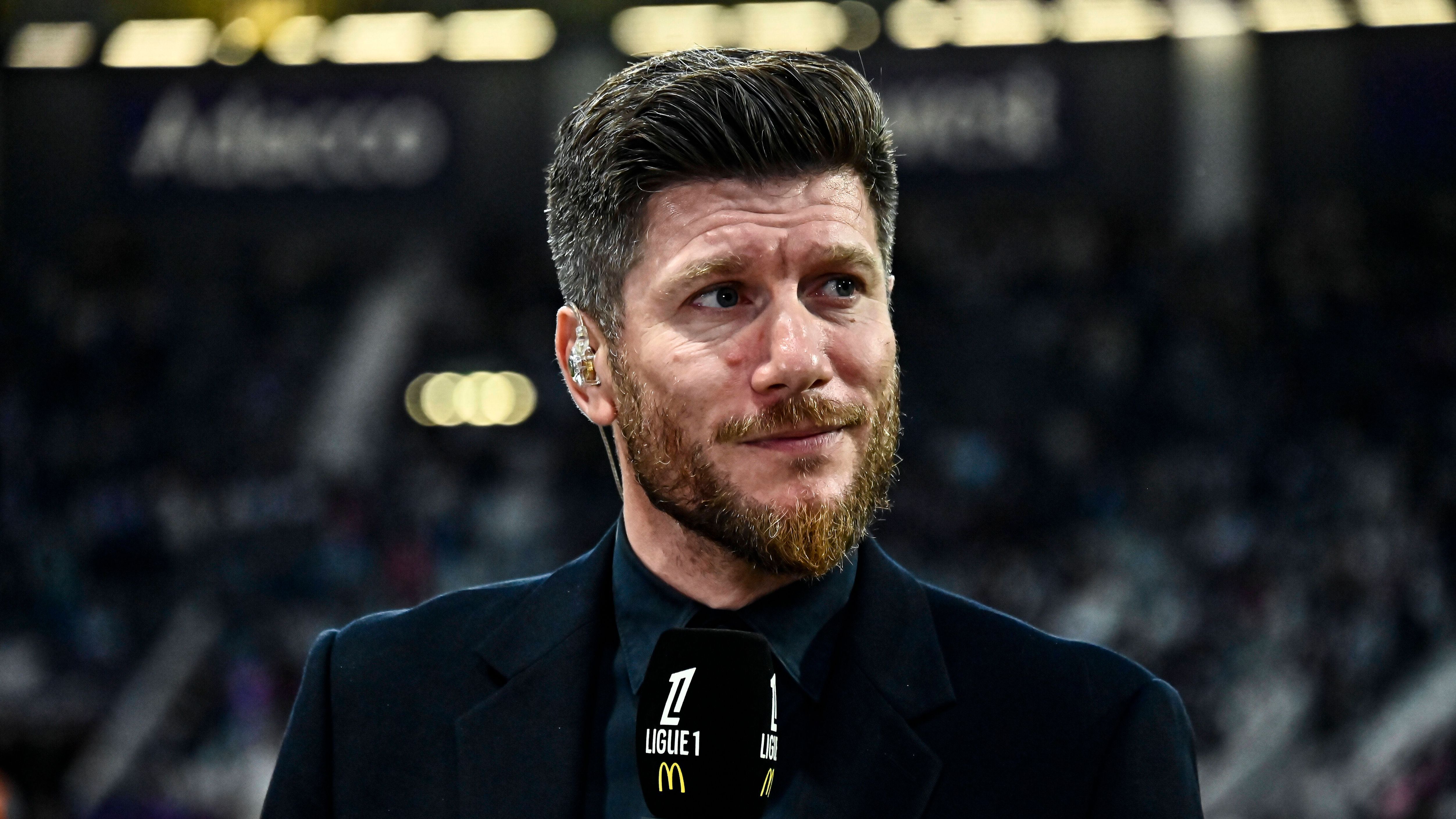 Escócia vai apresentar ex-zagueiro da Eredivisie como seu novo técnico da seleção nacional