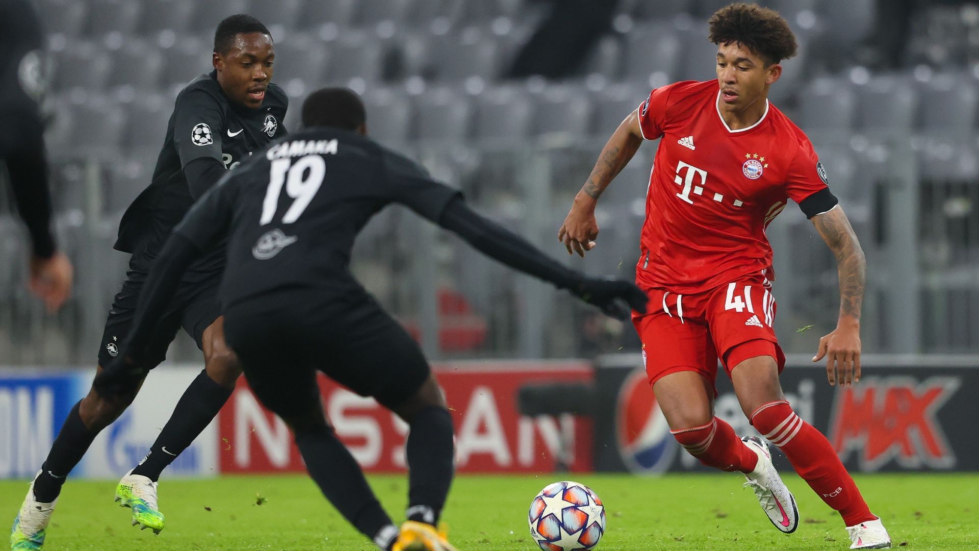 Chris Richards Bayern Munchen Salzburg Champions League 2020