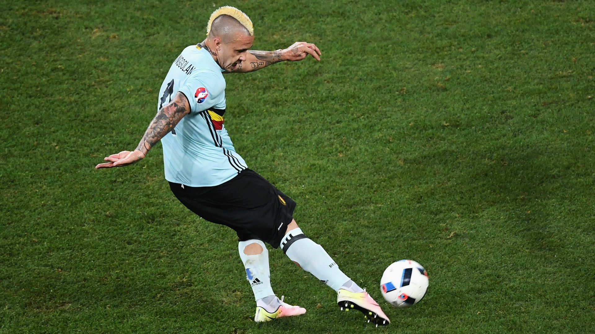 Radja Nainggolan Belgium Sweden Euro 2016