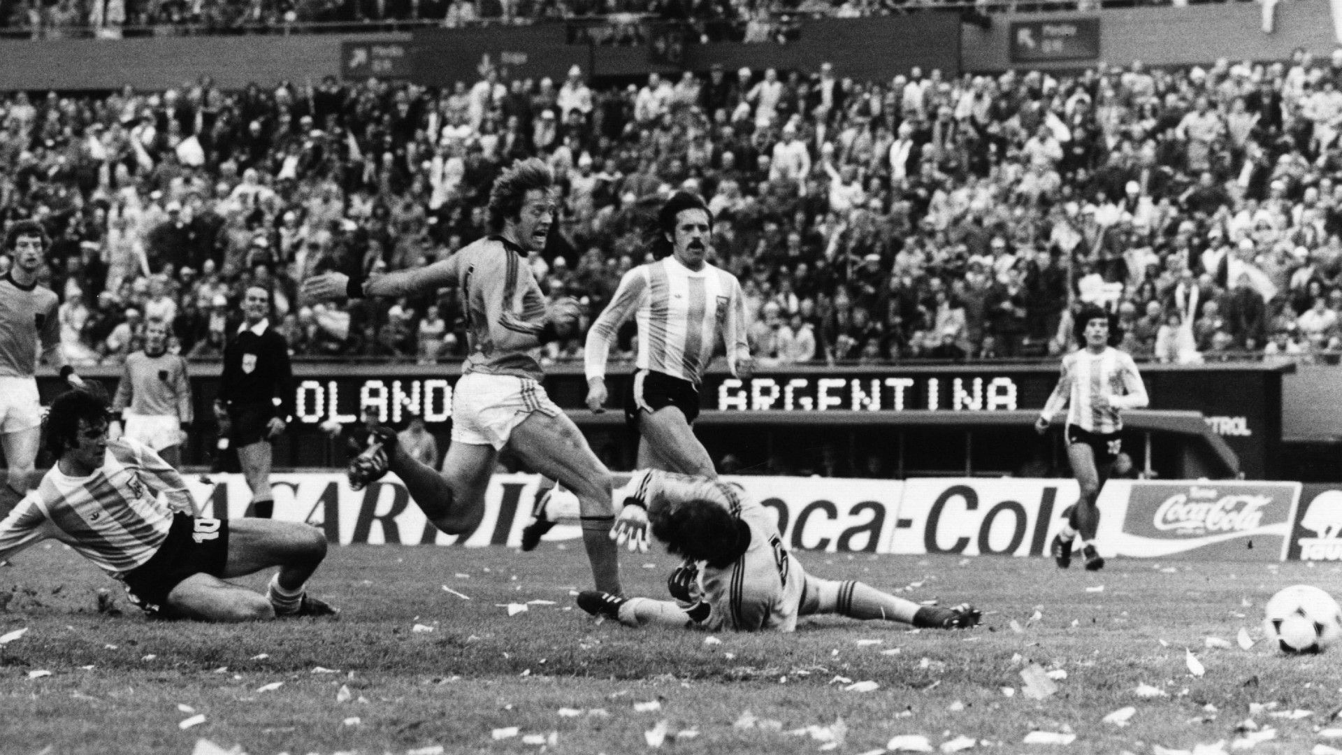 Mario Kempes Argentina Netherlands World Cup 1978 Final Match