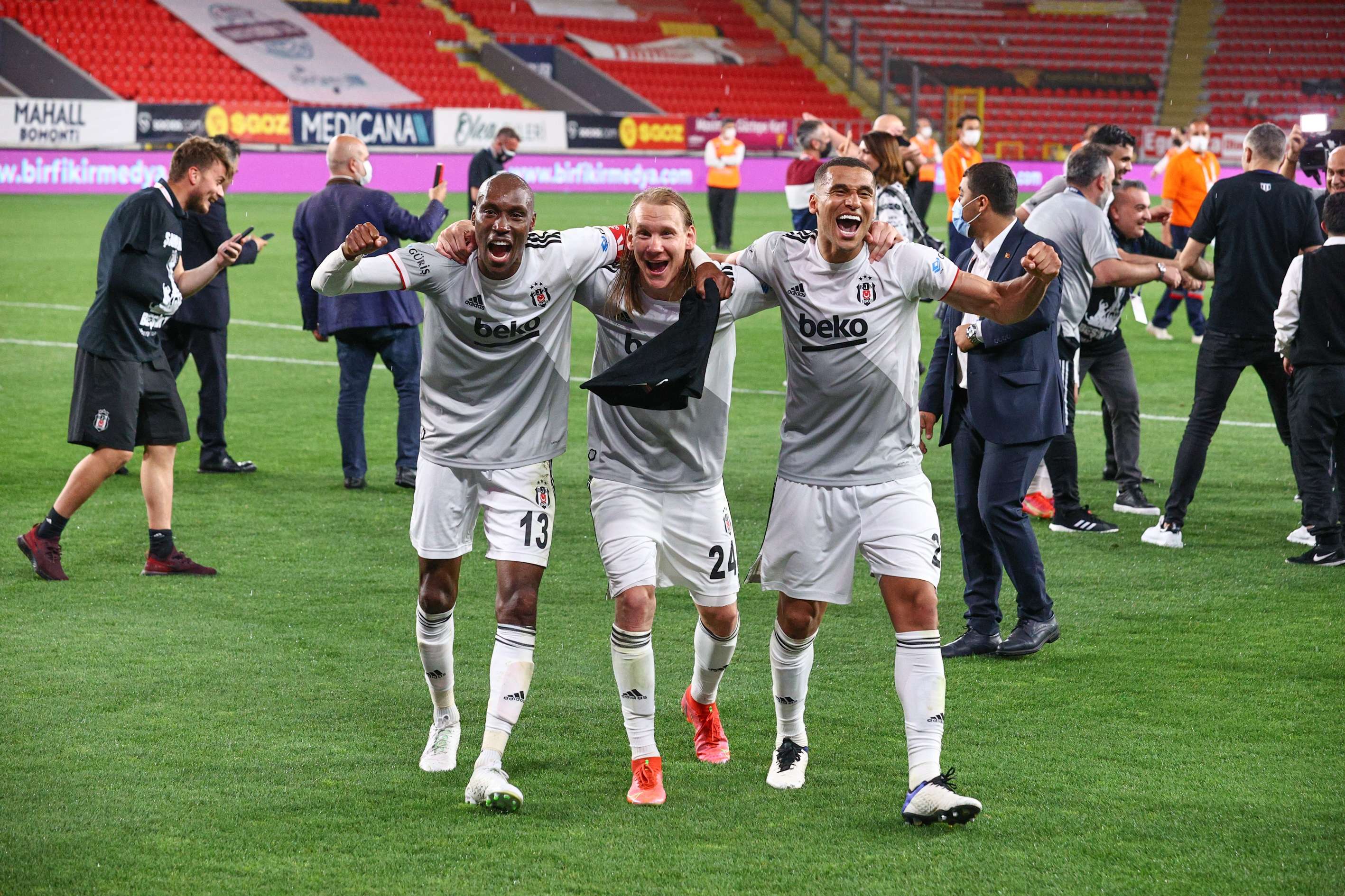 Goztepe vs Besiktas. 05.16.2021