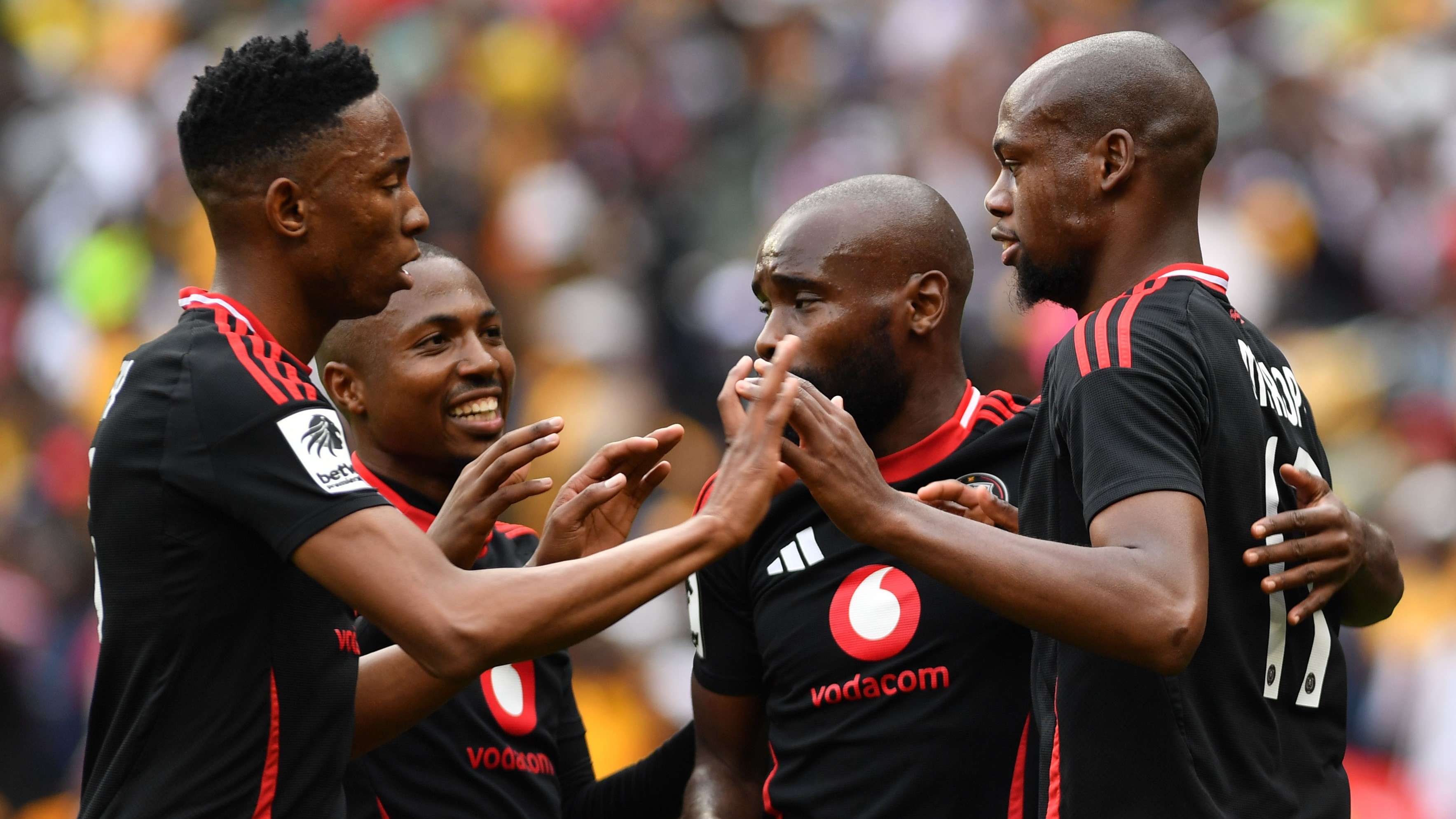 NEW CONTRACT! Orlando Pirates tie down Kaizer Chiefs slayer to new deal after eye-catching performances in Soweto Derby amid European interest - REPORT | Goal.com South Africa