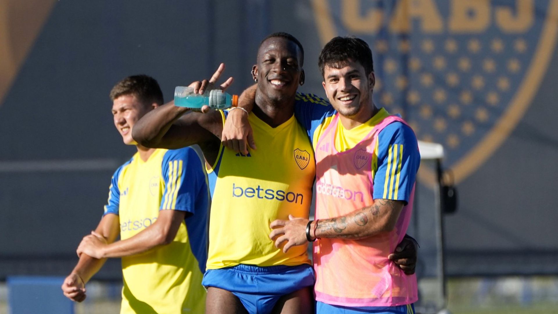 Luis Advincula Lucas Blondel Boca entrenamiento 2024