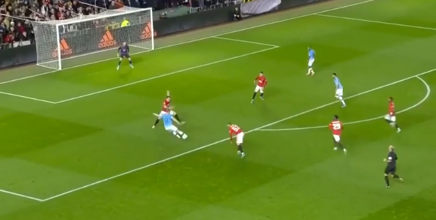 Kevin De Bruyne Phil Jones Manchester United Manchester City 2020