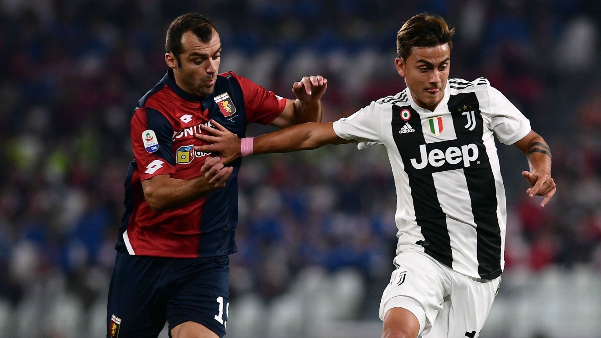 Goran Pandev Paulo Dybala Juventus Genoa Serie A 10202018