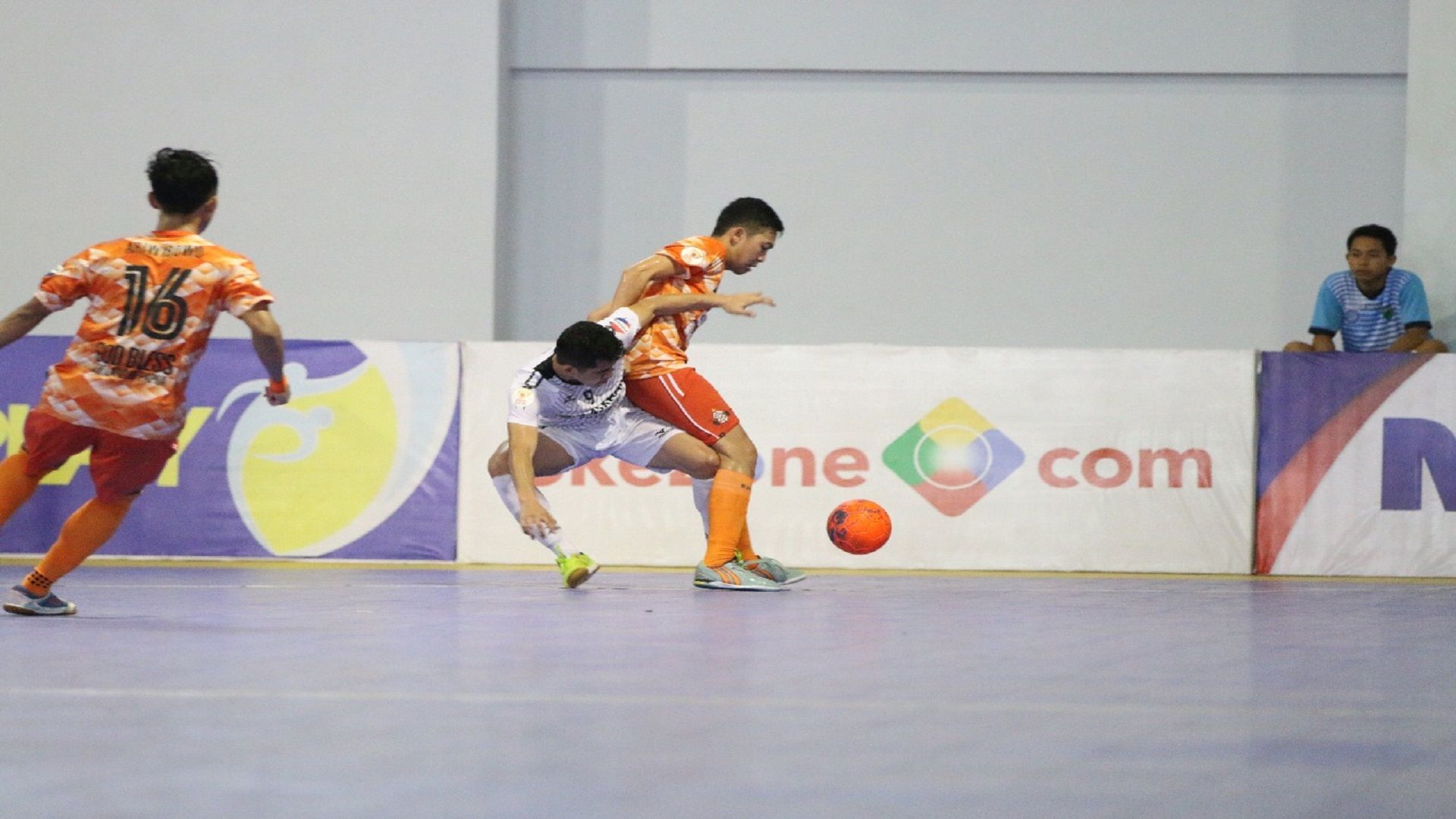 Black Steel vs Bintang Timur