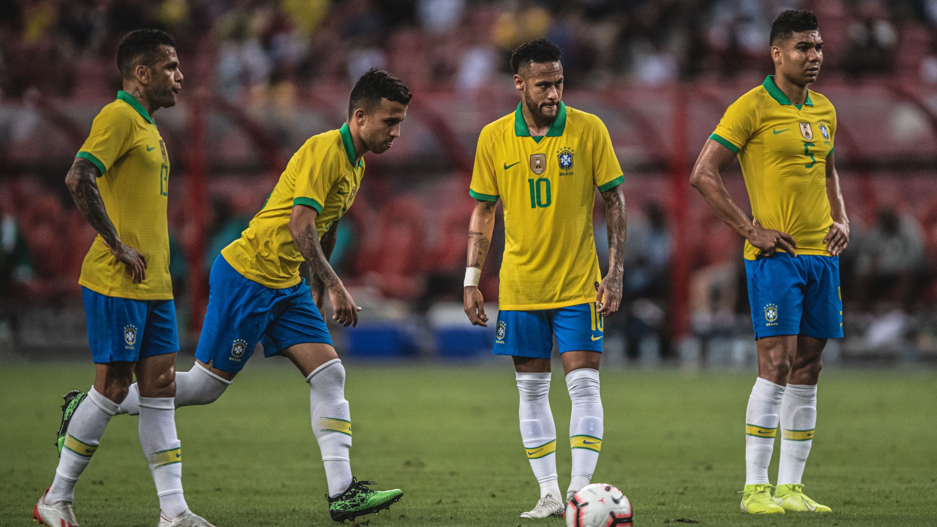 Daniel Alves Matheus Henrique Neymar Casemiro Brasil Senegal