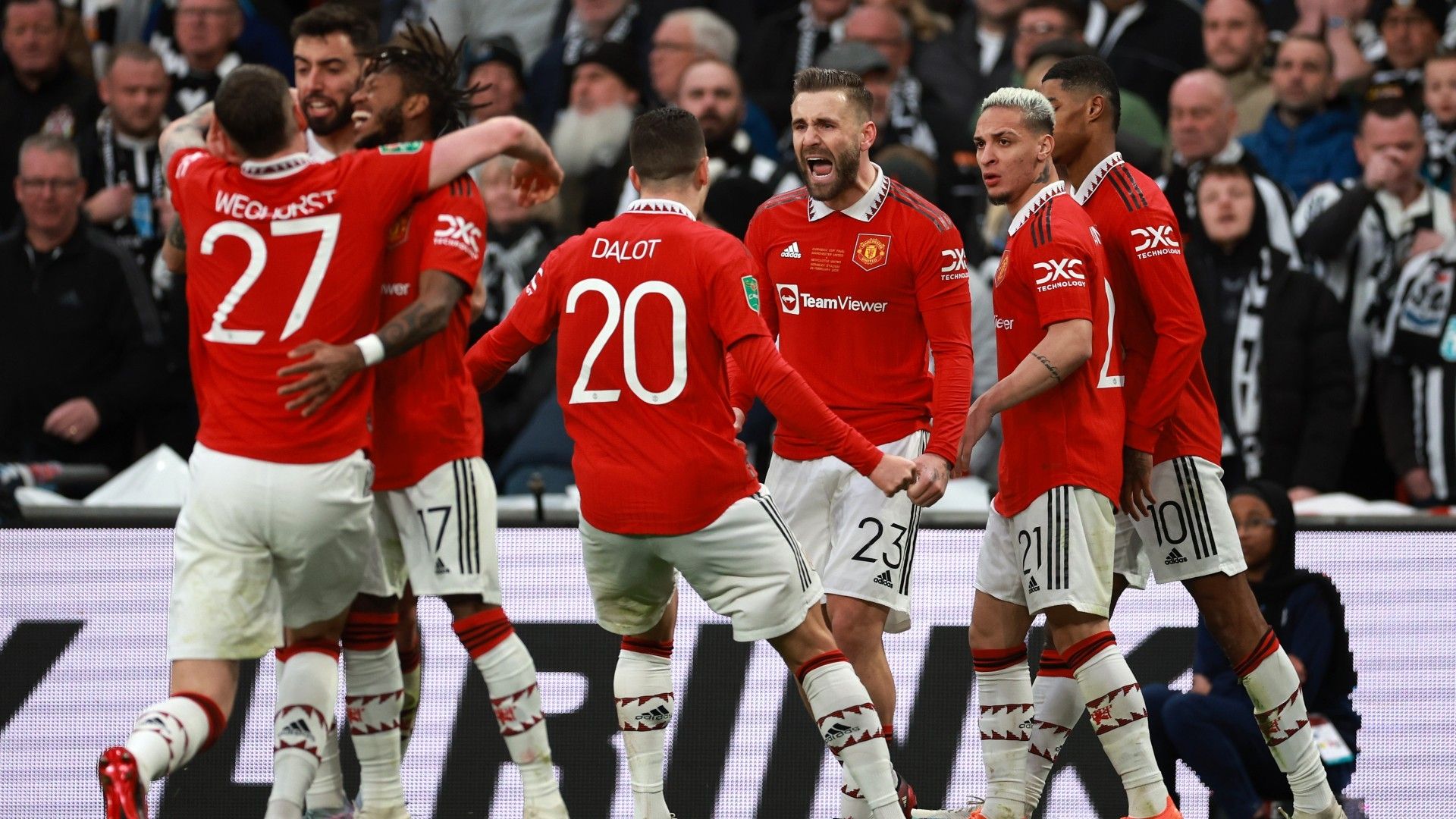 Manchester United celebrates goal against Newcastle