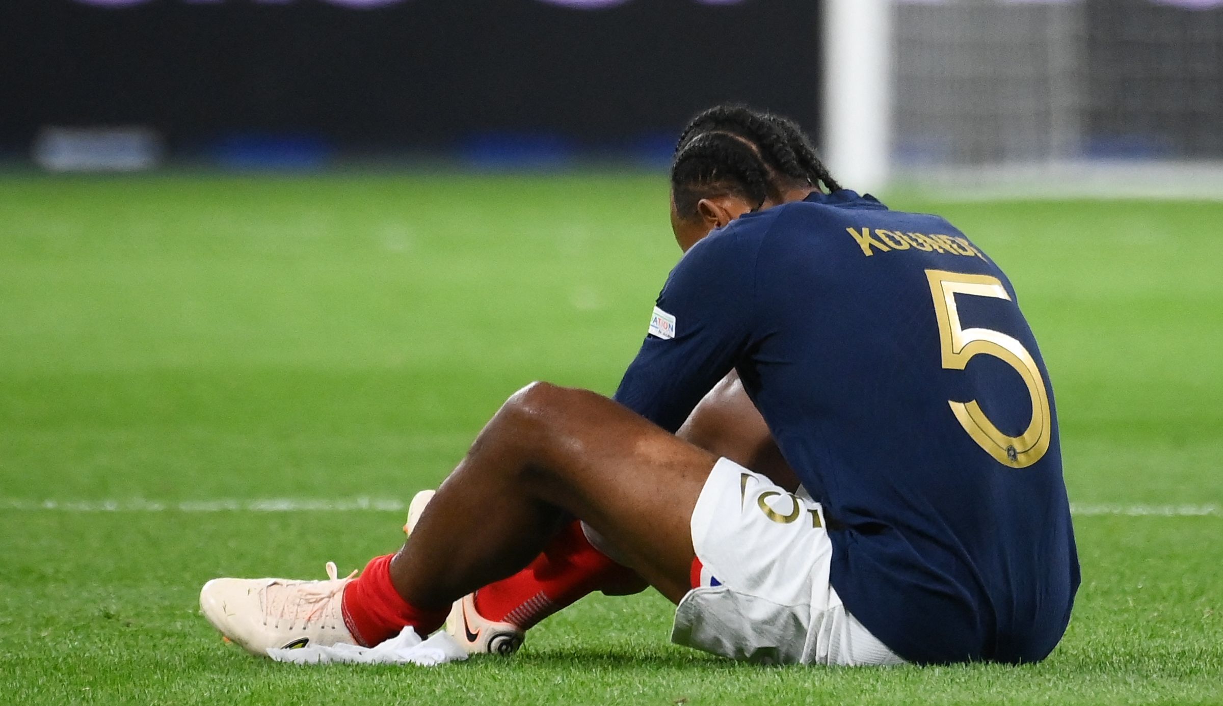 Jules Kounde France injury 2022-23