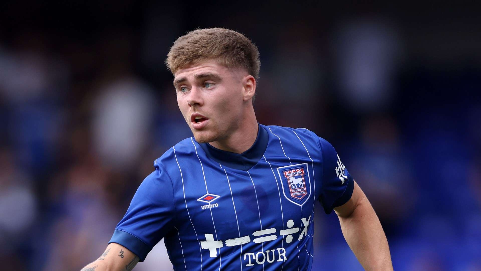 Leif Davis Ipswich Town 2024-25