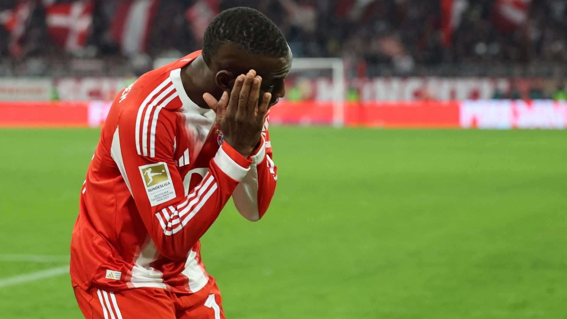 Nicolas Jackson Bayern 2025