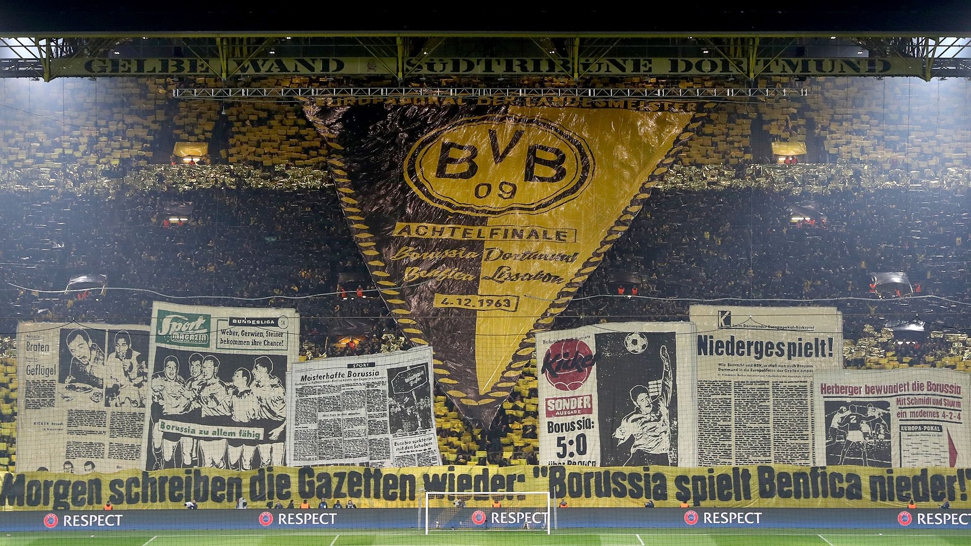 Borussia Dortmund Signal Iduna Park Westfalenstadion tifo