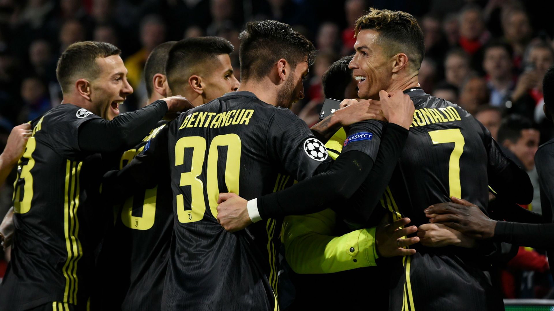 Cristiano Ronaldo celebrating Ajax Juventus Champions League