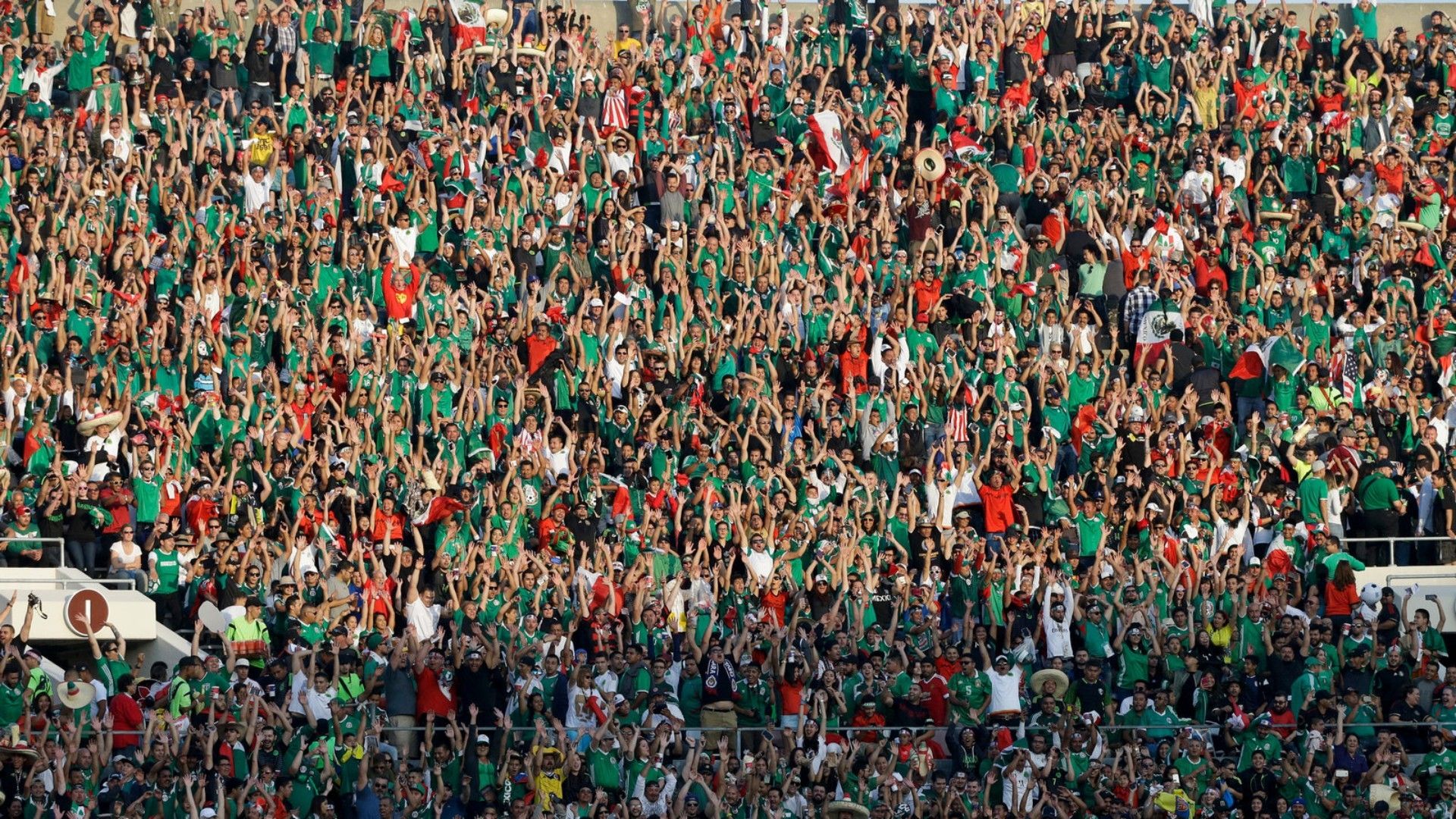 Afición Mexicana Estadio Azteca