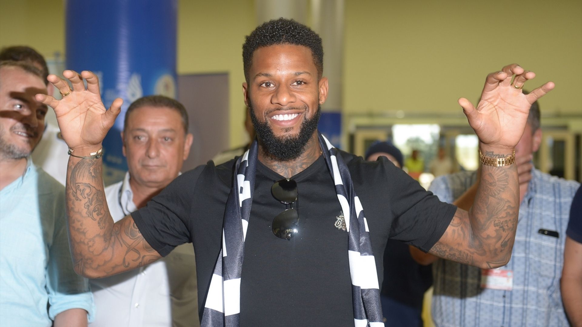 Jeremain Lens Besiktas