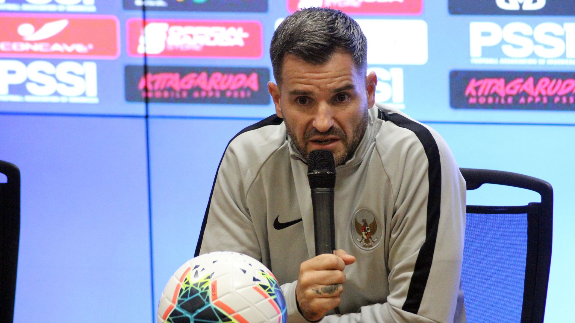 Simon McMenemy - Indonesia