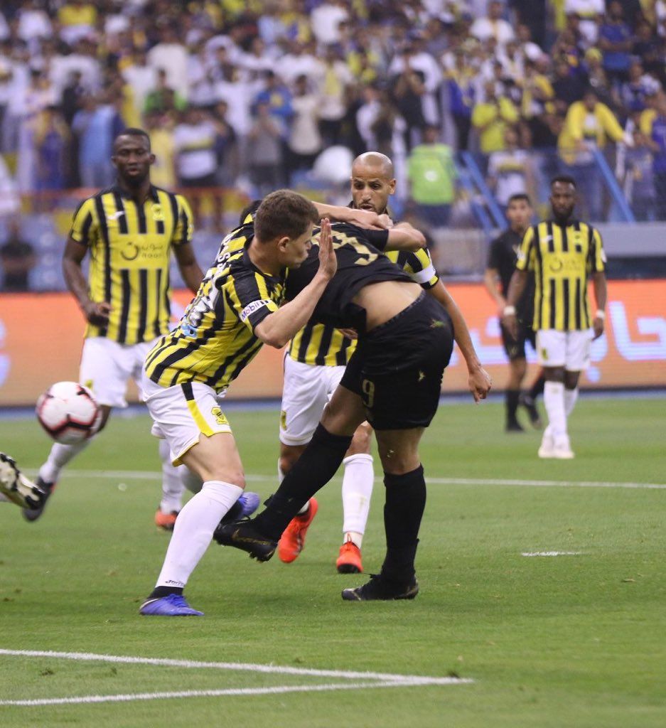 الاتحاد - النصر - عبدالرزاق حمد الله