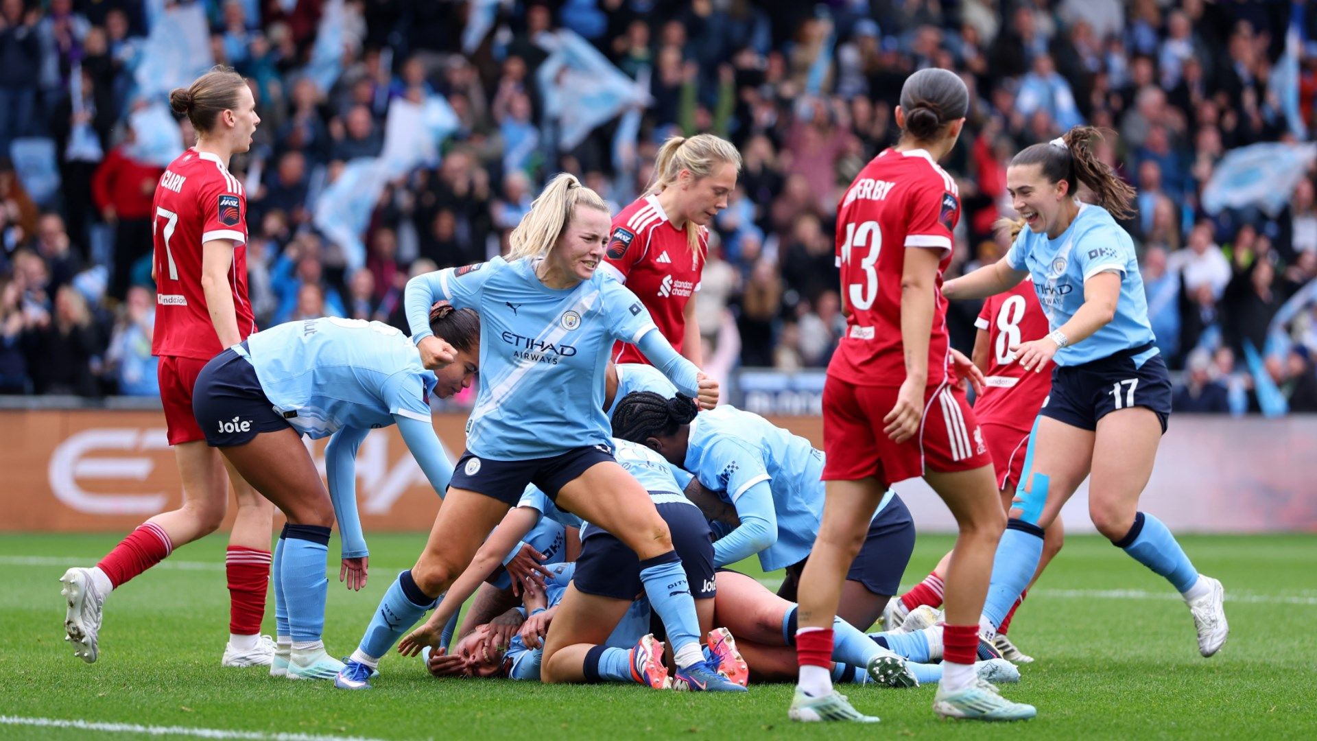 Lauren Hemp Man City Liverpool Women 2025-26