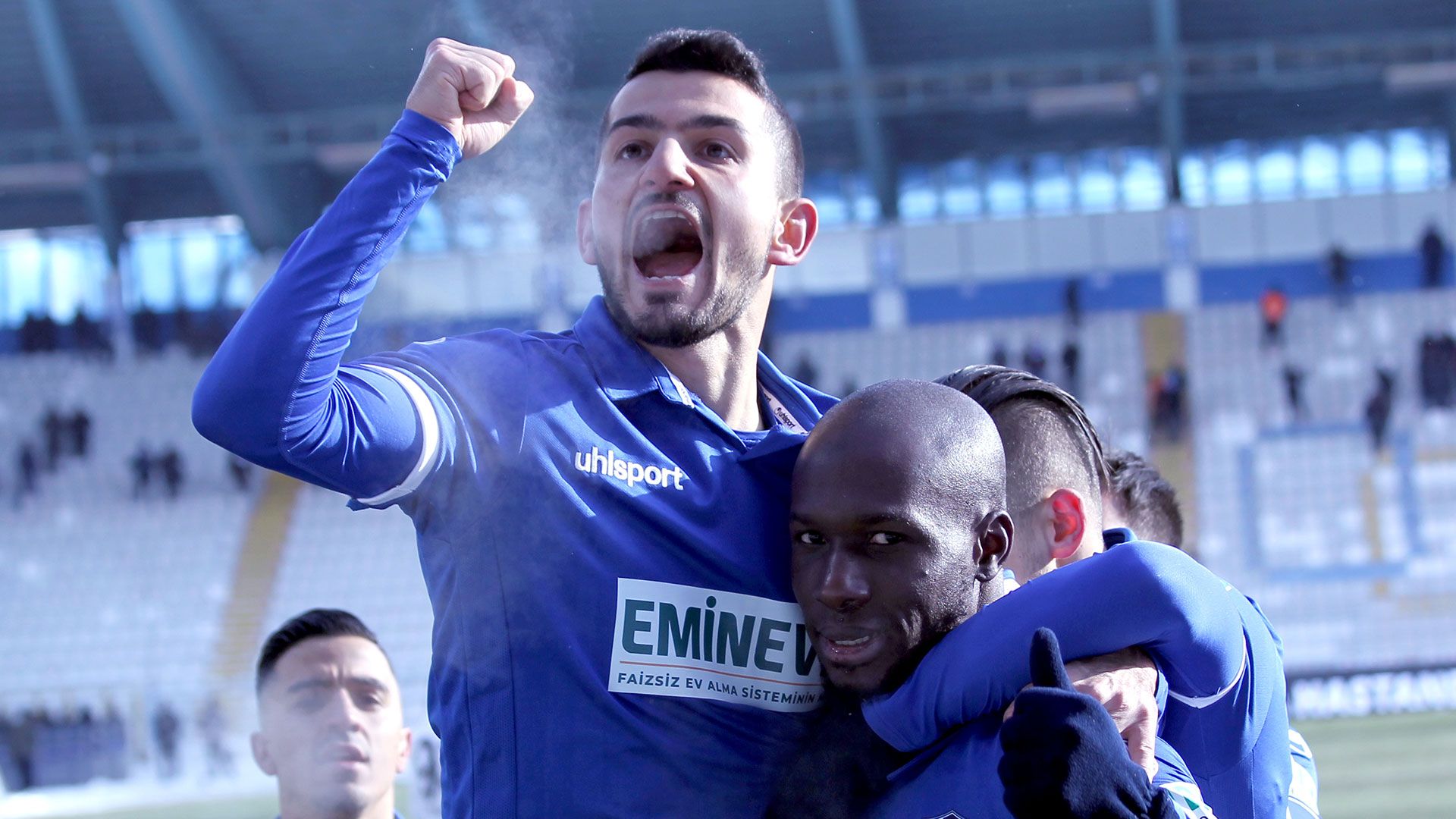 Emrah Başsan Pote BB Erzurum 03042020