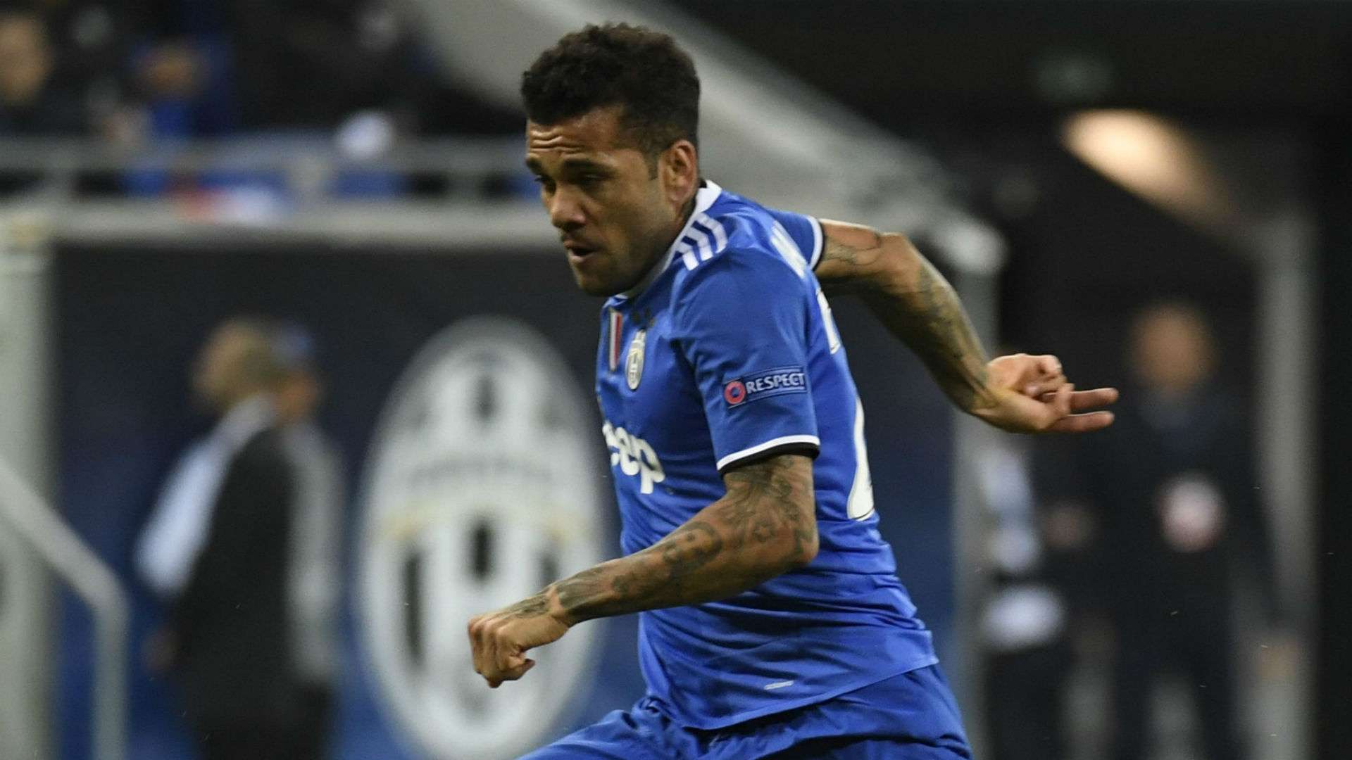 Daniel Alves Lyon x Juventus Champions League 18 10 2016