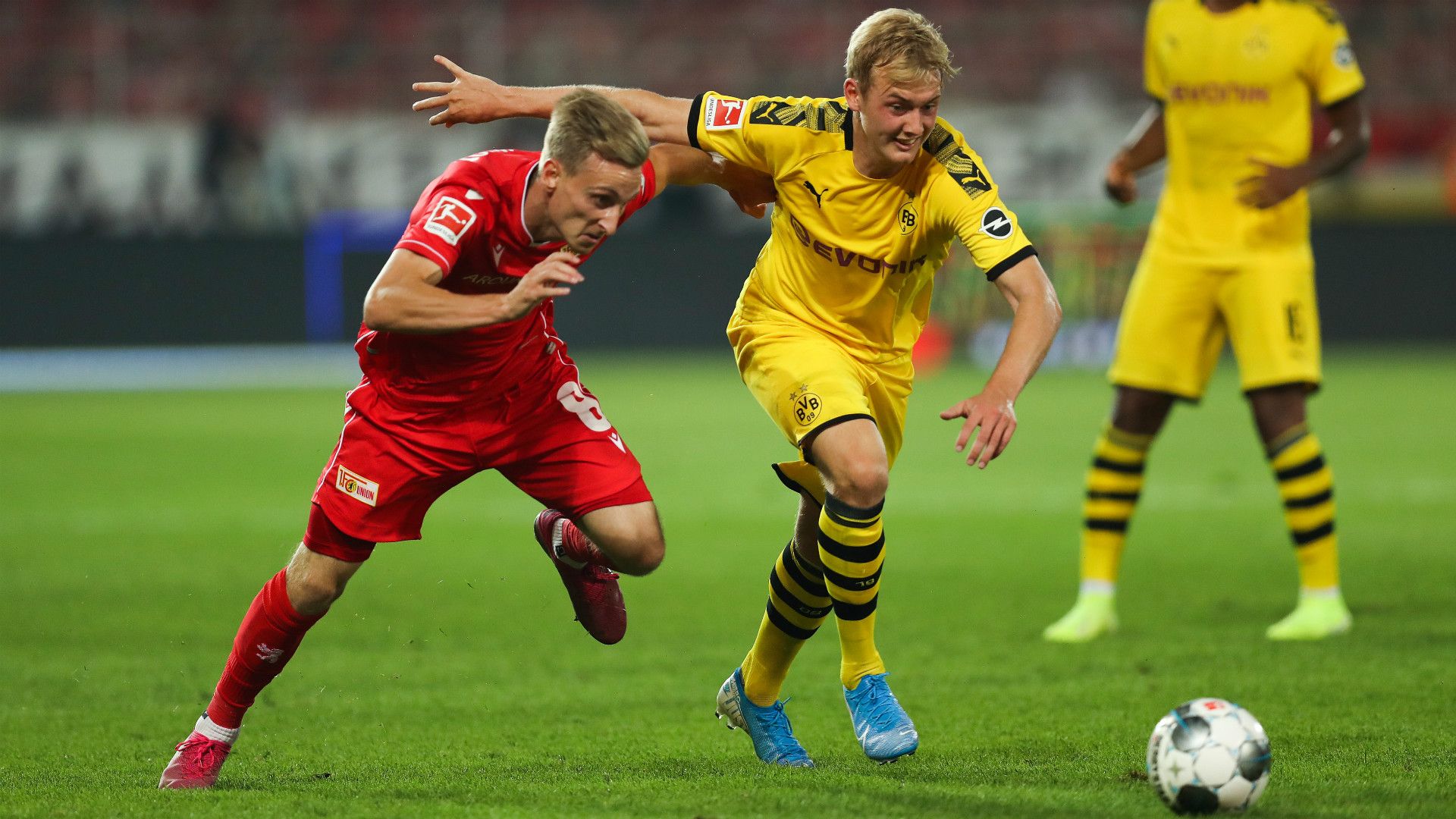 JULIAN BRANDT BORUSSIA DORTMUND
