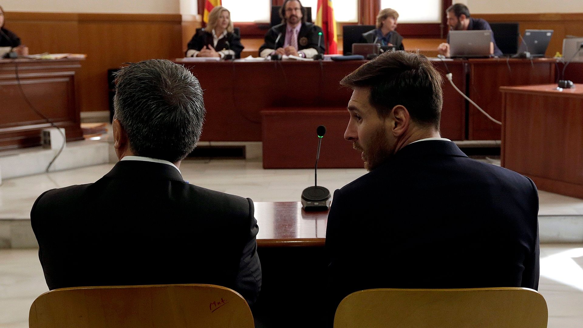 HD Lionel Messi court 2016