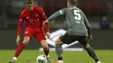 MICHAEL CUISANCE BAYERN MÜNCHEN 11012020